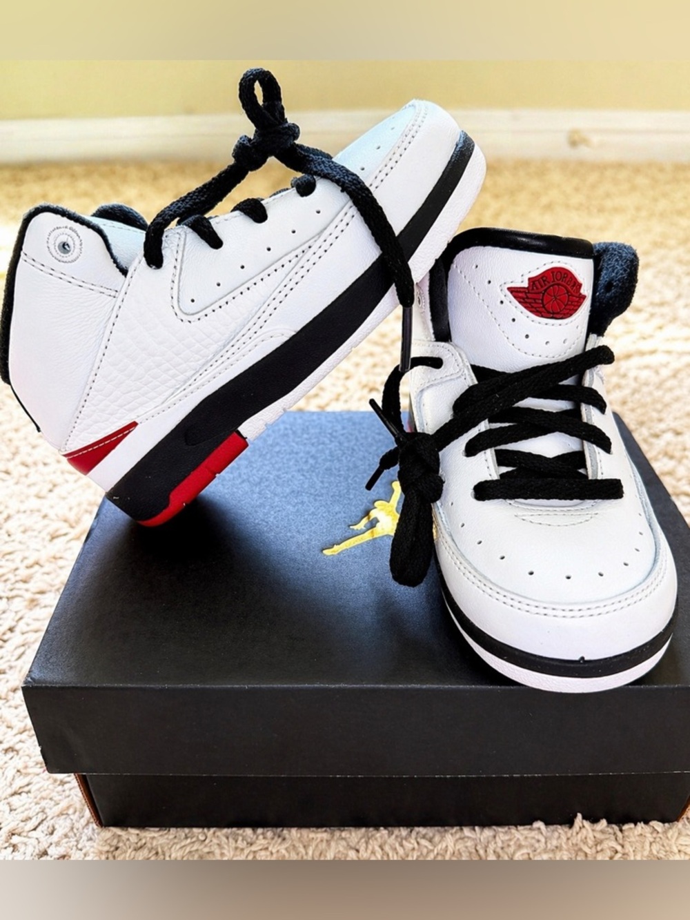 Nike Air Jordan 2 Retro TD Toddler Size 8C White Red Black New With Box